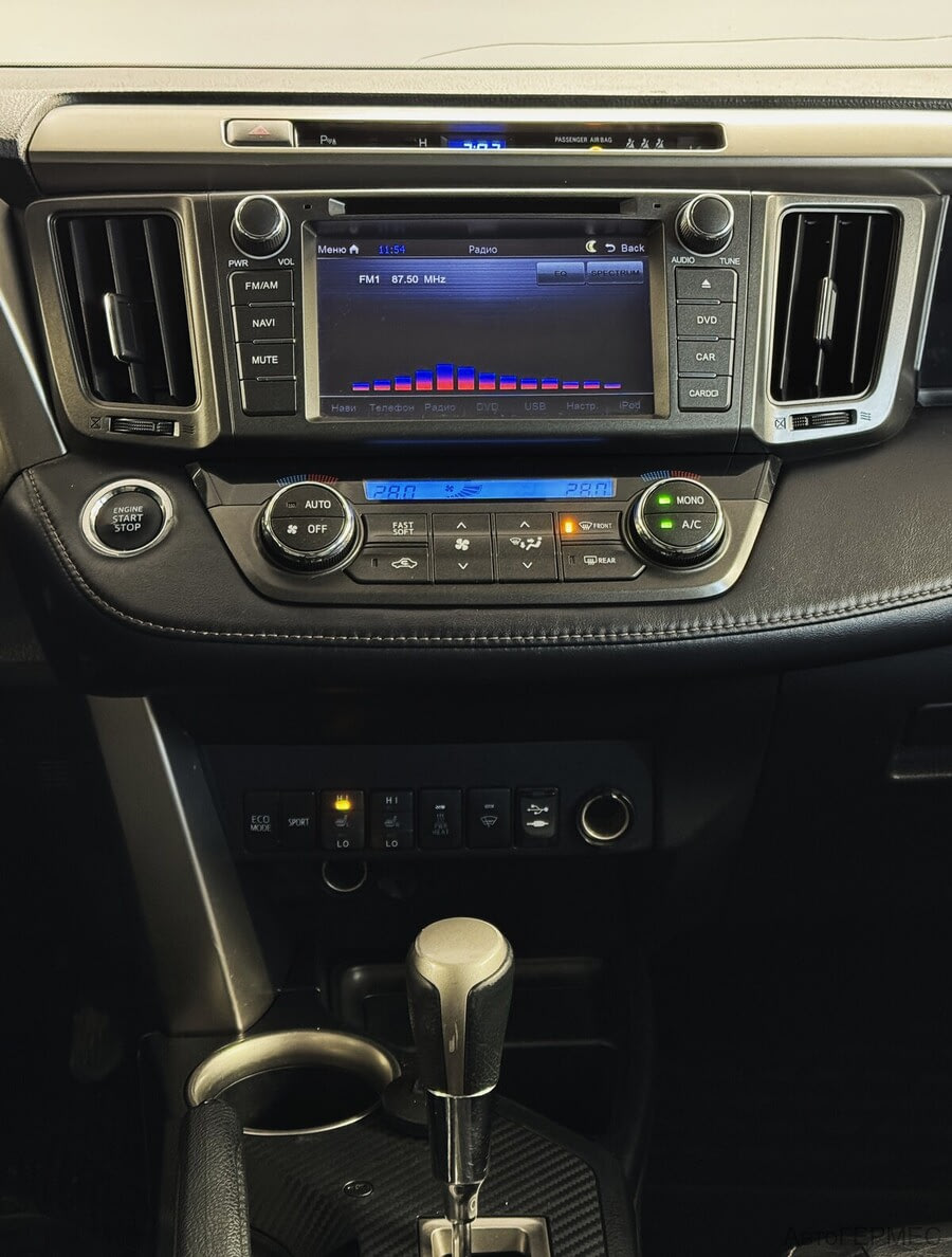 Фото TOYOTA RAV4 IV (XA40) с пробегом | №8