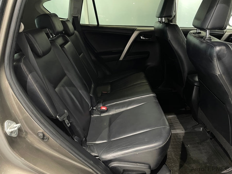 Фото TOYOTA RAV4 IV (XA40) с пробегом | №15 Фото TOYOTA RAV4 IV (XA40) с пробегом | №15