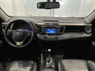 Фото TOYOTA RAV4 IV (XA40) с пробегом