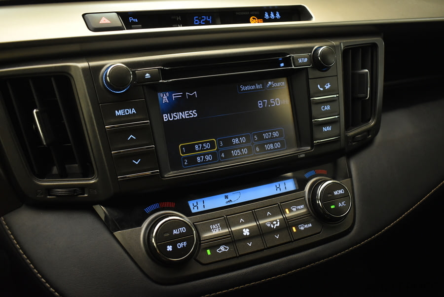 Фото TOYOTA RAV4 IV (XA40) с пробегом | №7