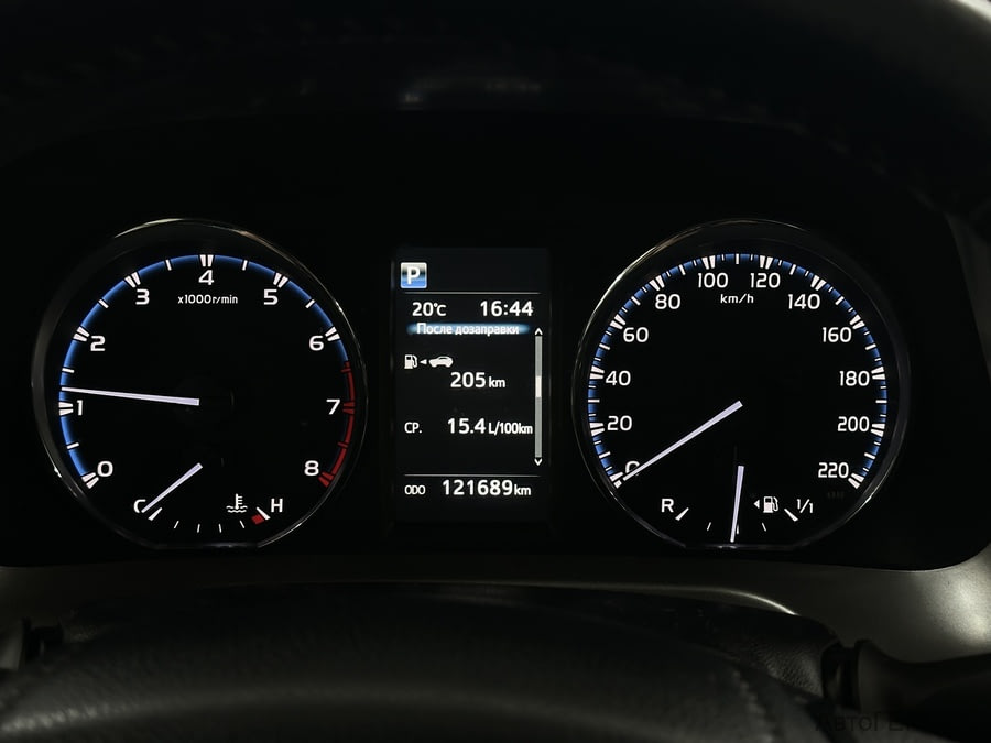 Фото TOYOTA RAV4 IV (XA40) Рестайлинг с пробегом | №6