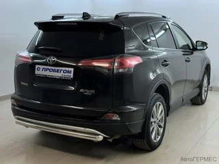 Фото TOYOTA RAV4 IV (XA40) Рестайлинг с пробегом