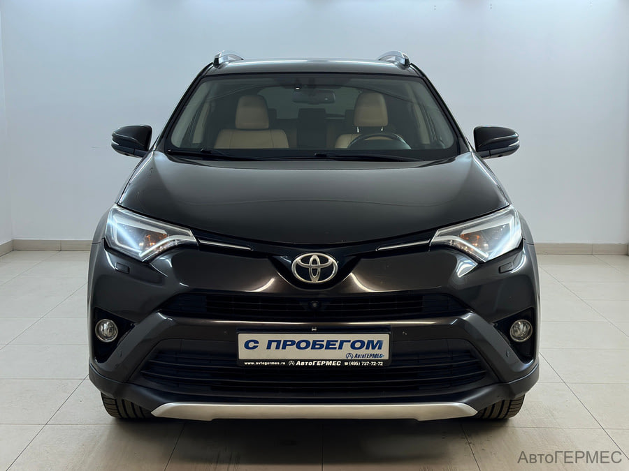 Фото TOYOTA RAV4 IV (XA40) Рестайлинг с пробегом | №2 Фото TOYOTA RAV4 IV (XA40) Рестайлинг с пробегом | №2
