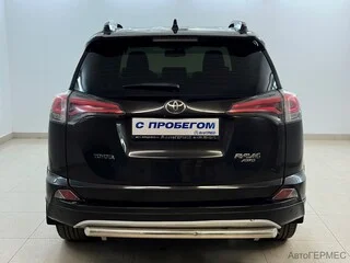 Фото TOYOTA RAV4 IV (XA40) Рестайлинг с пробегом