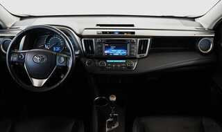 Фото TOYOTA RAV4 IV (XA40) с пробегом Фото TOYOTA RAV4 IV (XA40) с пробегом