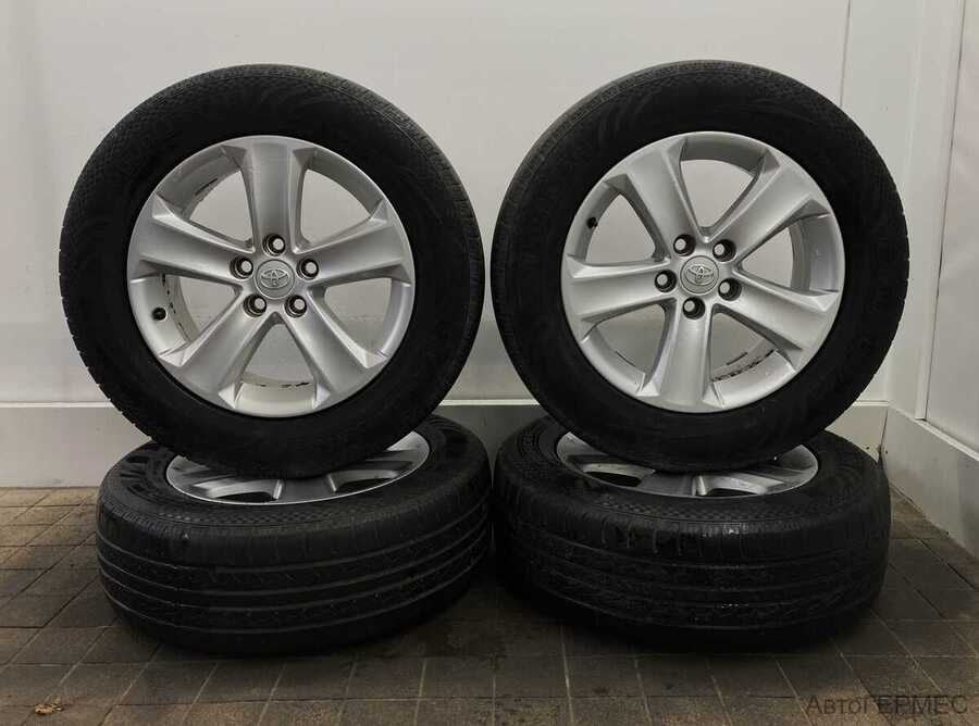 Фото TOYOTA RAV4 IV (XA40) с пробегом | №18 Фото TOYOTA RAV4 IV (XA40) с пробегом | №18