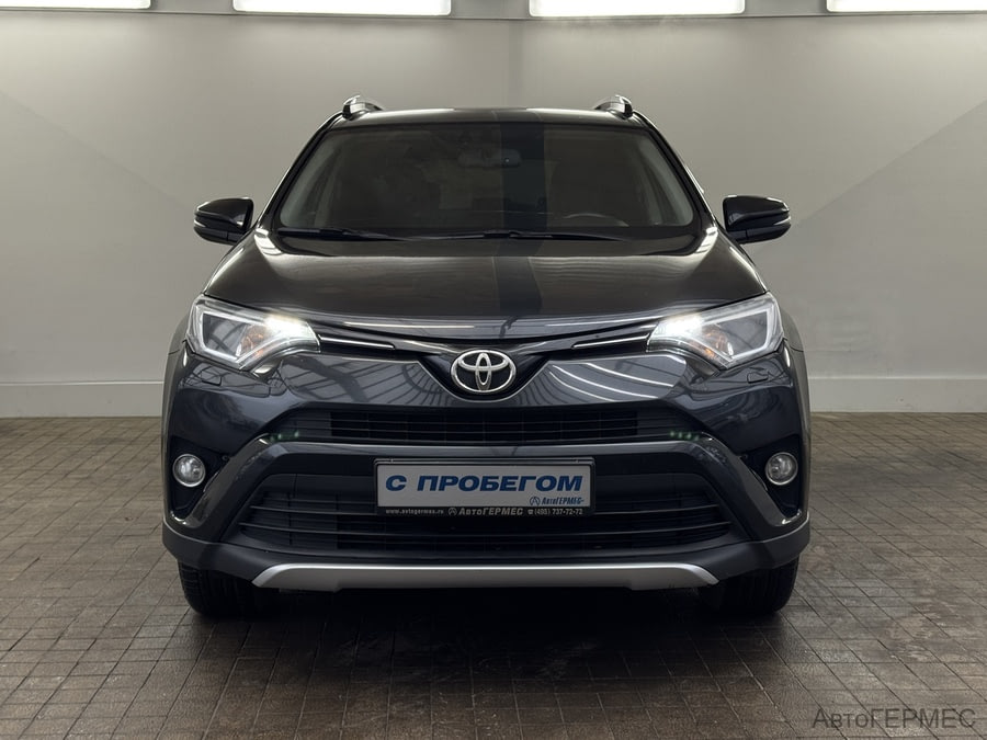 Фото TOYOTA RAV4 IV (XA40) Рестайлинг с пробегом | №2