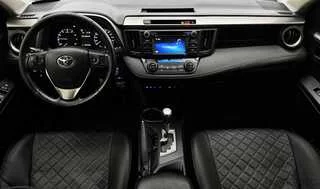 Фото TOYOTA RAV4 IV (XA40) Рестайлинг с пробегом