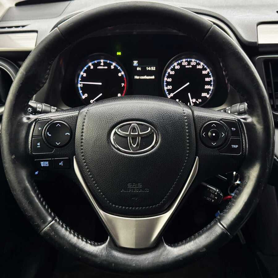 Фото TOYOTA RAV4 IV (XA40) Рестайлинг с пробегом | №9