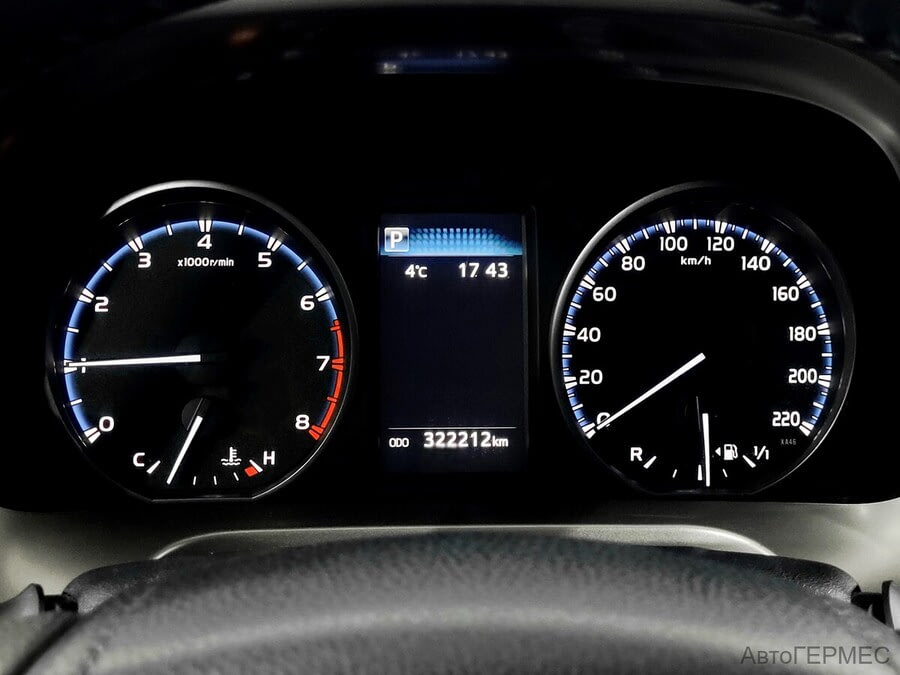 Фото TOYOTA RAV4 IV (XA40) Рестайлинг с пробегом | №6 Фото TOYOTA RAV4 IV (XA40) Рестайлинг с пробегом | №6