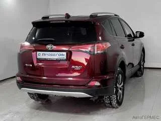 Фото TOYOTA RAV4 IV (XA40) Рестайлинг с пробегом