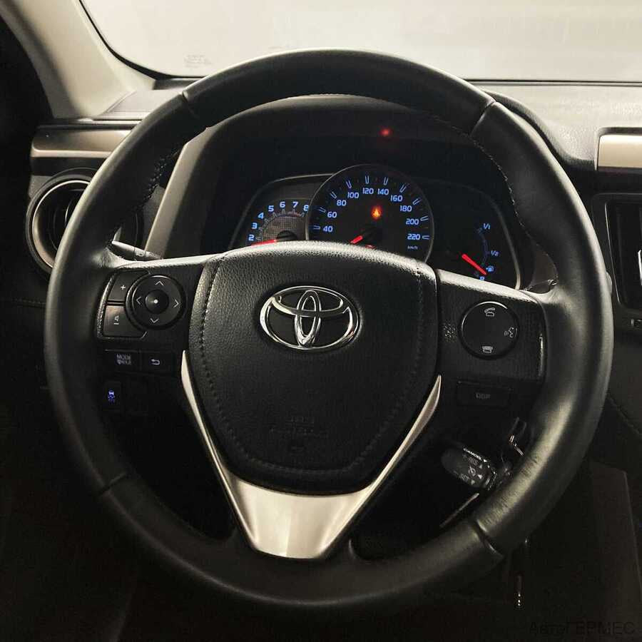 Фото TOYOTA RAV4 IV (XA40) с пробегом | №9