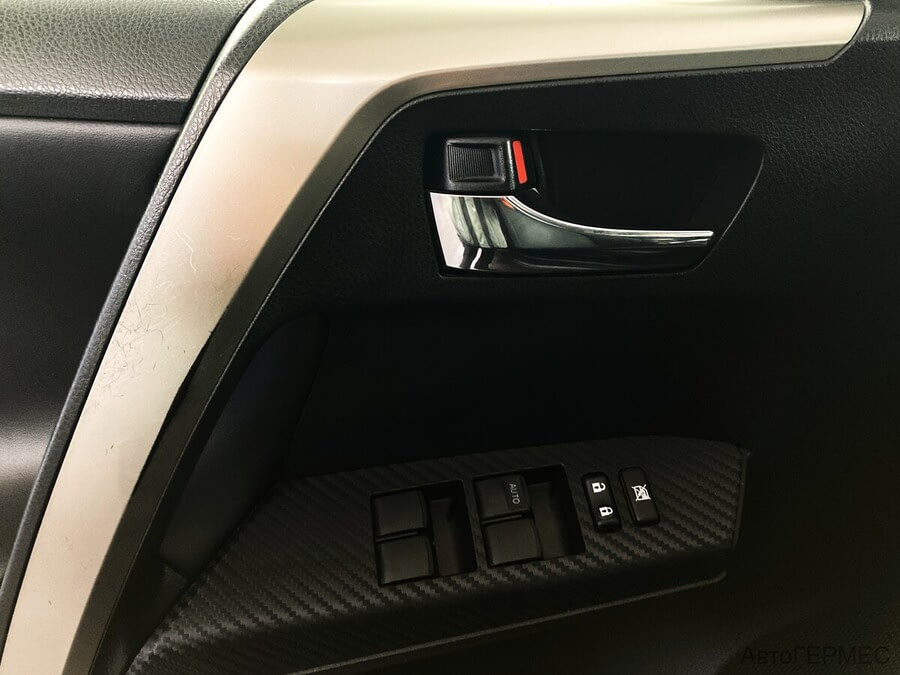 Фото TOYOTA RAV4 IV (XA40) с пробегом | №11 Фото TOYOTA RAV4 IV (XA40) с пробегом | №11