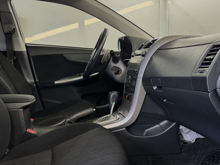 Фото TOYOTA Corolla X (E140, E150) с пробегом | №11