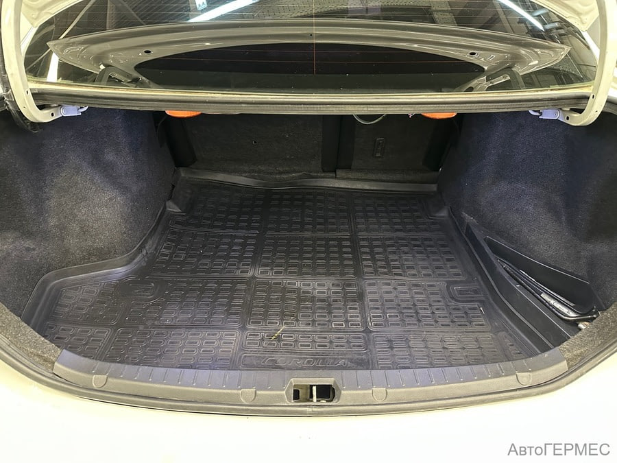 Фото TOYOTA Corolla X (E140, E150) Рестайлинг с пробегом | №14 Фото TOYOTA Corolla X (E140, E150) Рестайлинг с пробегом | №14