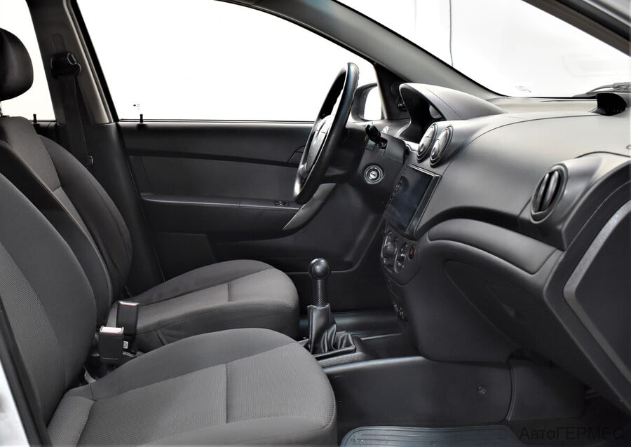 Фото Chevrolet Aveo I Рестайлинг с пробегом | №9