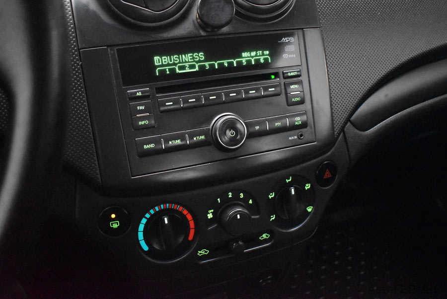 Фото Chevrolet Aveo I Рестайлинг с пробегом | №7