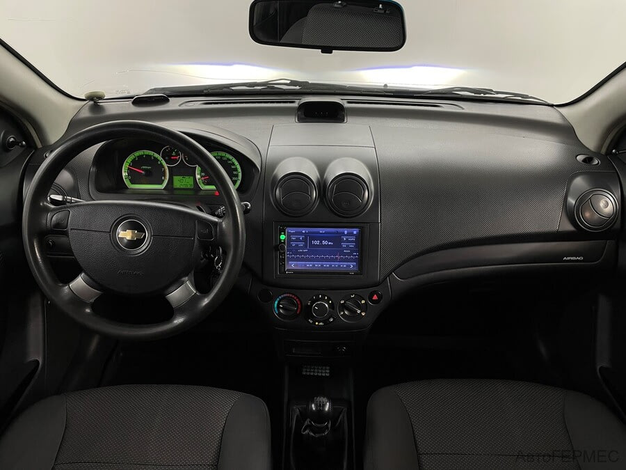 Фото Chevrolet Aveo I Рестайлинг с пробегом | №5