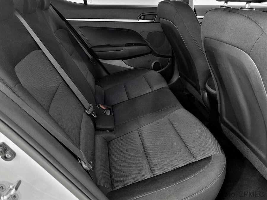 Фото HYUNDAI Avante VI с пробегом | №12