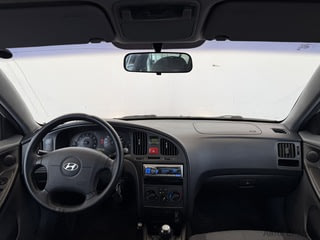 Фото HYUNDAI Elantra III (XD2) Рестайлинг с пробегом