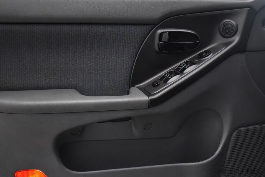 Фото HYUNDAI Elantra III (XD2) Рестайлинг с пробегом | №12 Фото HYUNDAI Elantra III (XD2) Рестайлинг с пробегом | №12