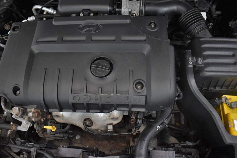 Фото HYUNDAI Elantra III (XD2) Рестайлинг с пробегом | №16 Фото HYUNDAI Elantra III (XD2) Рестайлинг с пробегом | №16