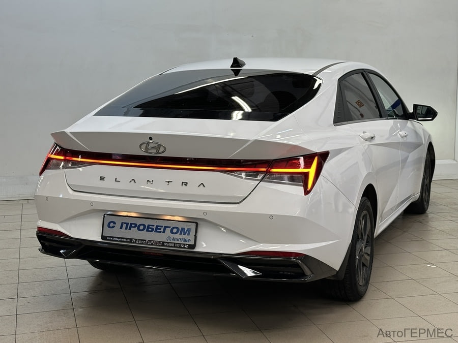 Фото HYUNDAI Elantra VII (CN7) с пробегом | №4