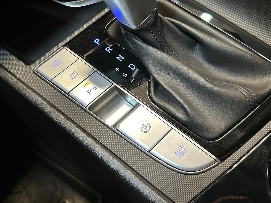 Фото HYUNDAI Elantra VII (CN7) с пробегом | №9