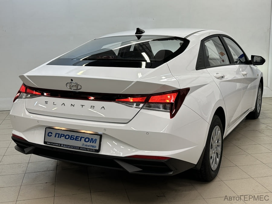 Фото HYUNDAI Elantra VII (CN7) с пробегом | №4