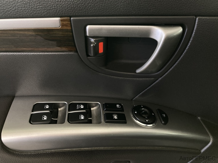 Фото HYUNDAI Santa Fe II Рестайлинг с пробегом | №11 Фото HYUNDAI Santa Fe II Рестайлинг с пробегом | №11