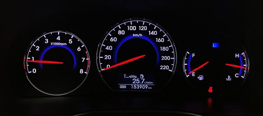 Фото HYUNDAI Santa Fe II Рестайлинг с пробегом | №6 Фото HYUNDAI Santa Fe II Рестайлинг с пробегом | №6