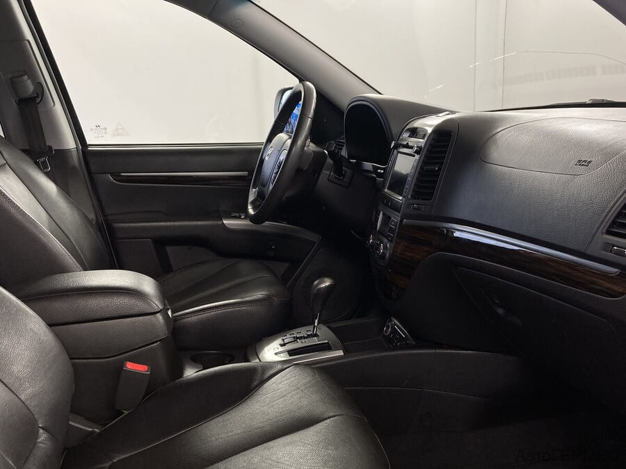 Фото HYUNDAI Santa Fe II Рестайлинг с пробегом | №12 Фото HYUNDAI Santa Fe II Рестайлинг с пробегом | №12