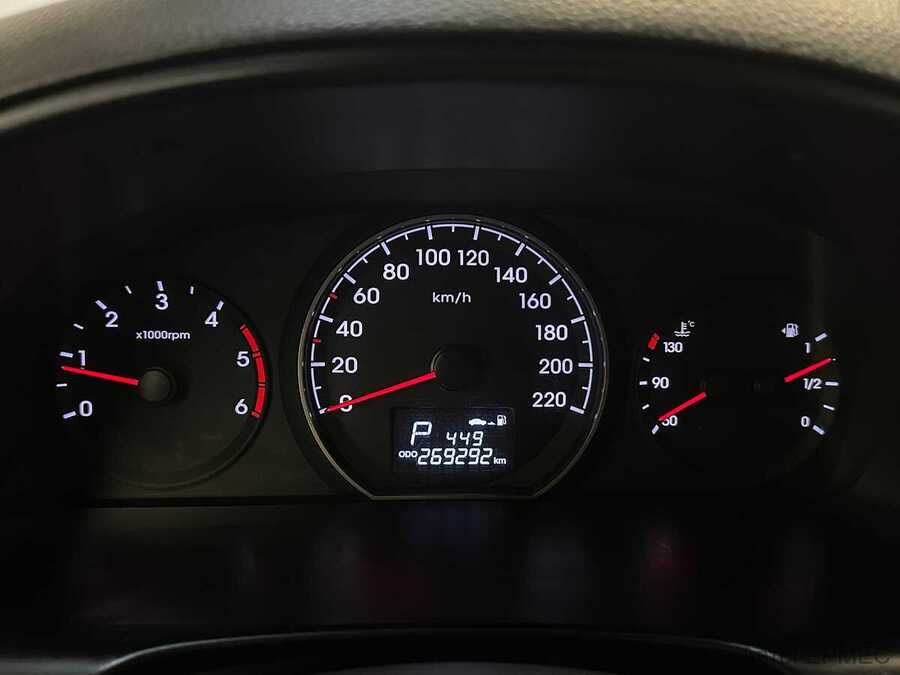 Фото HYUNDAI H-1 II Рестайлинг с пробегом | №6