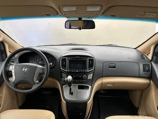 Фото HYUNDAI H-1 II Рестайлинг с пробегом