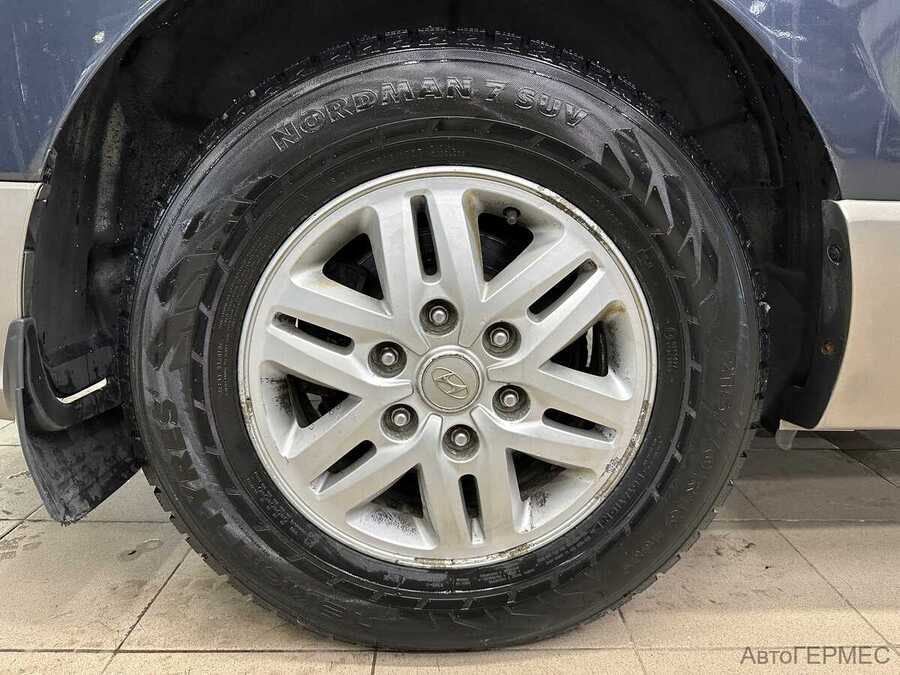 Фото HYUNDAI H-1 II Рестайлинг с пробегом | №18