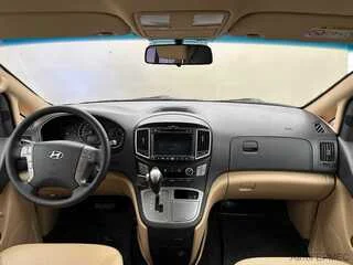 Фото HYUNDAI H-1 II Рестайлинг с пробегом