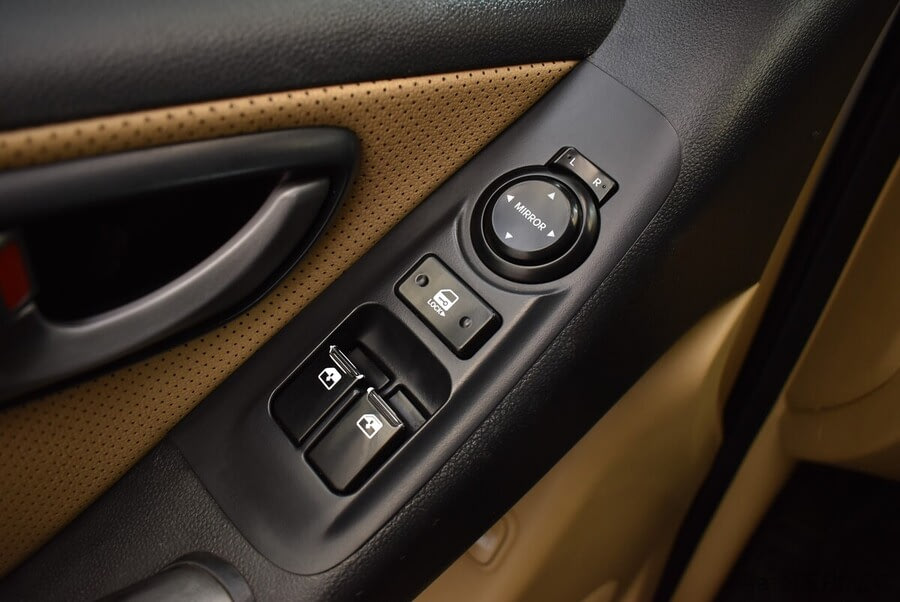 Фото HYUNDAI H-1 II Рестайлинг с пробегом | №9