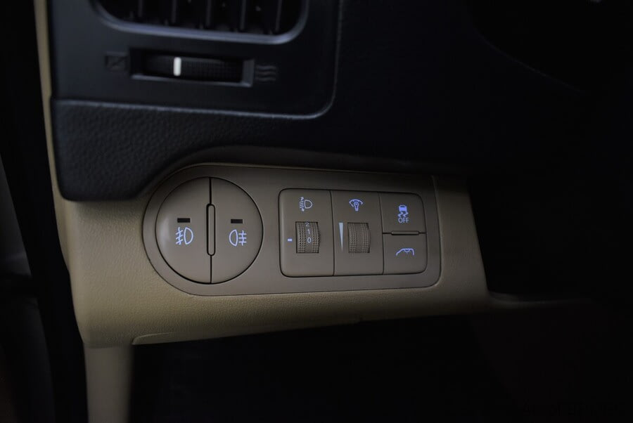 Фото HYUNDAI H-1 II Рестайлинг с пробегом | №8