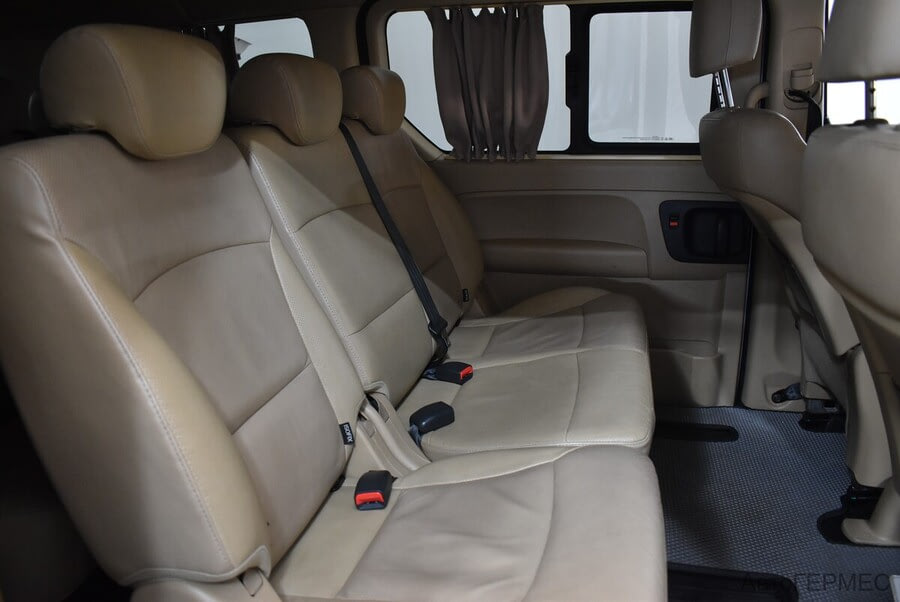 Фото HYUNDAI H-1 II Рестайлинг 2 с пробегом | №13 Фото HYUNDAI H-1 II Рестайлинг 2 с пробегом | №13