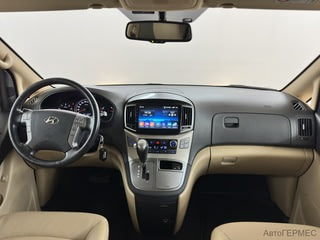 Фото HYUNDAI H-1 II Рестайлинг 2 с пробегом