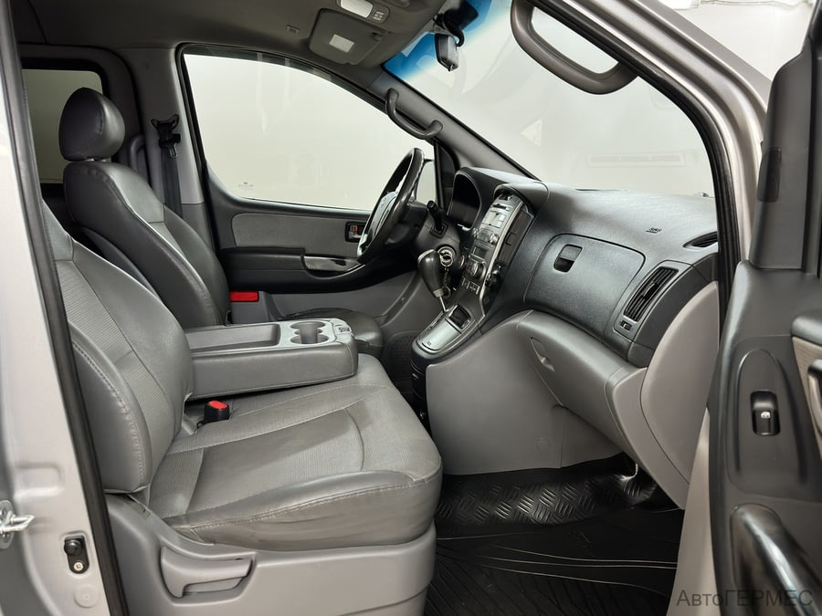 Фото HYUNDAI Grand Starex I с пробегом | №10 Фото HYUNDAI Grand Starex I с пробегом | №10