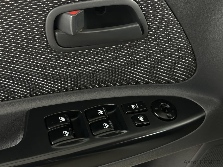 Фото Kia Rio II Рестайлинг с пробегом | №7 Фото Kia Rio II Рестайлинг с пробегом | №7