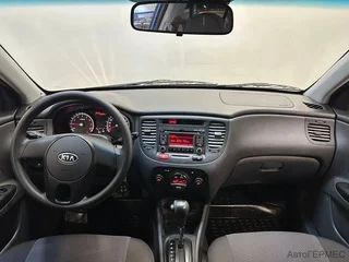 Фото Kia Rio II Рестайлинг с пробегом Фото Kia Rio II Рестайлинг с пробегом