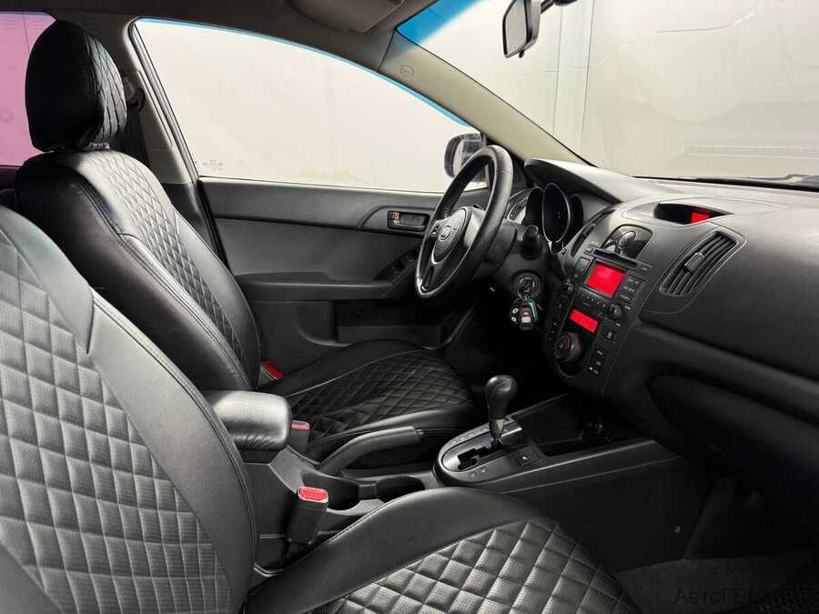 Фото Kia Cerato II с пробегом | №11 Фото Kia Cerato II с пробегом | №11