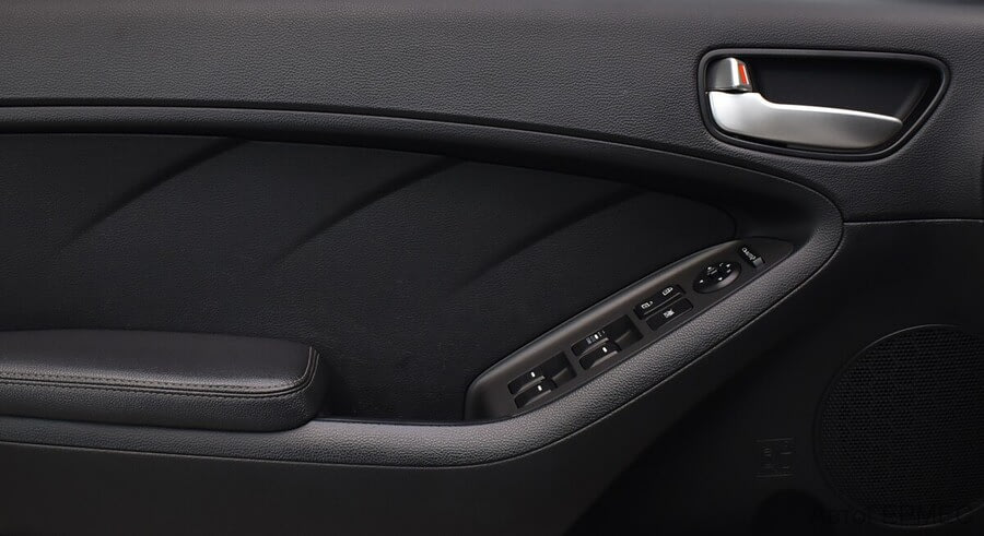 Фото Kia K3 I Рестайлинг с пробегом | №10