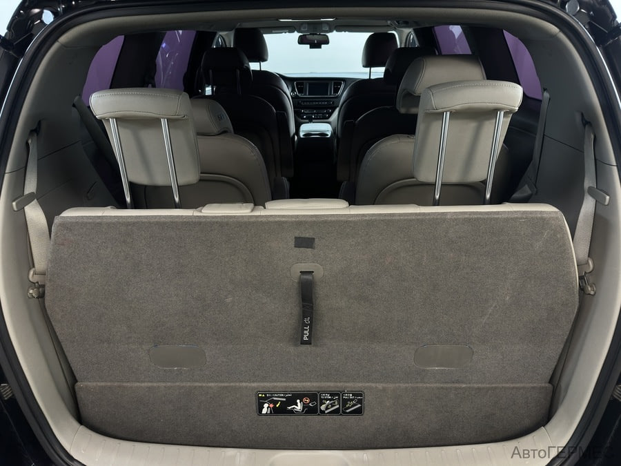 Фото Kia Carnival III с пробегом | №16