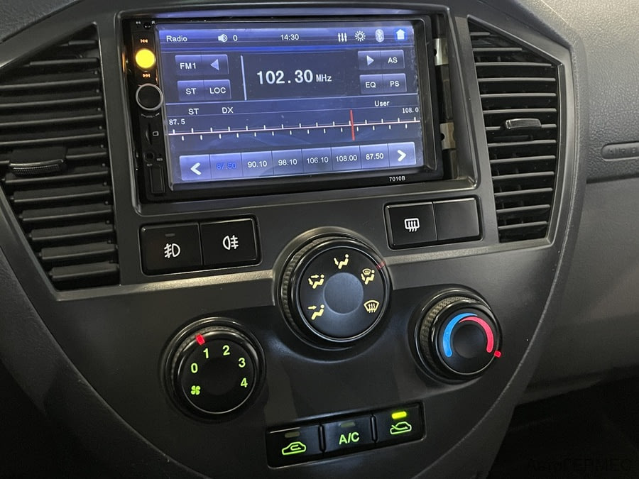 Фото Kia Carens I (RS) Рестайлинг с пробегом | №7