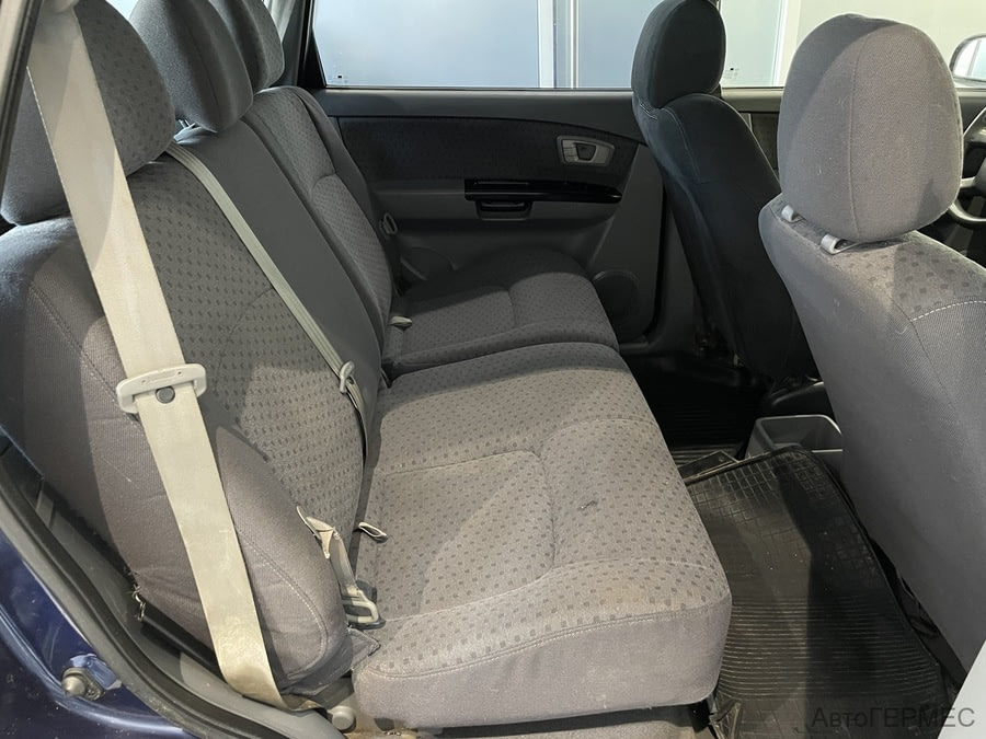 Фото Kia Carens I (RS) Рестайлинг с пробегом | №12