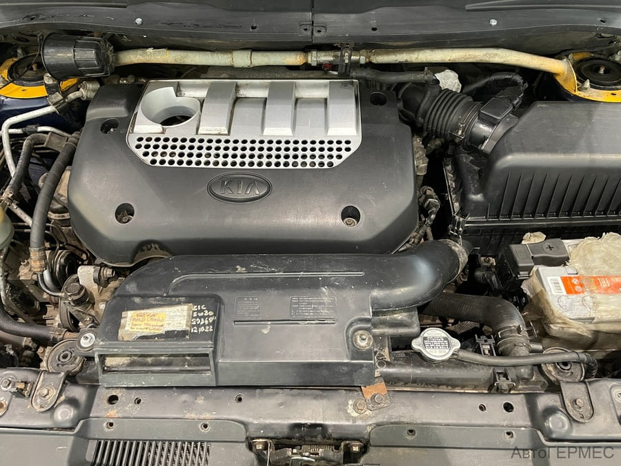 Фото Kia Carens I (RS) Рестайлинг с пробегом | №13