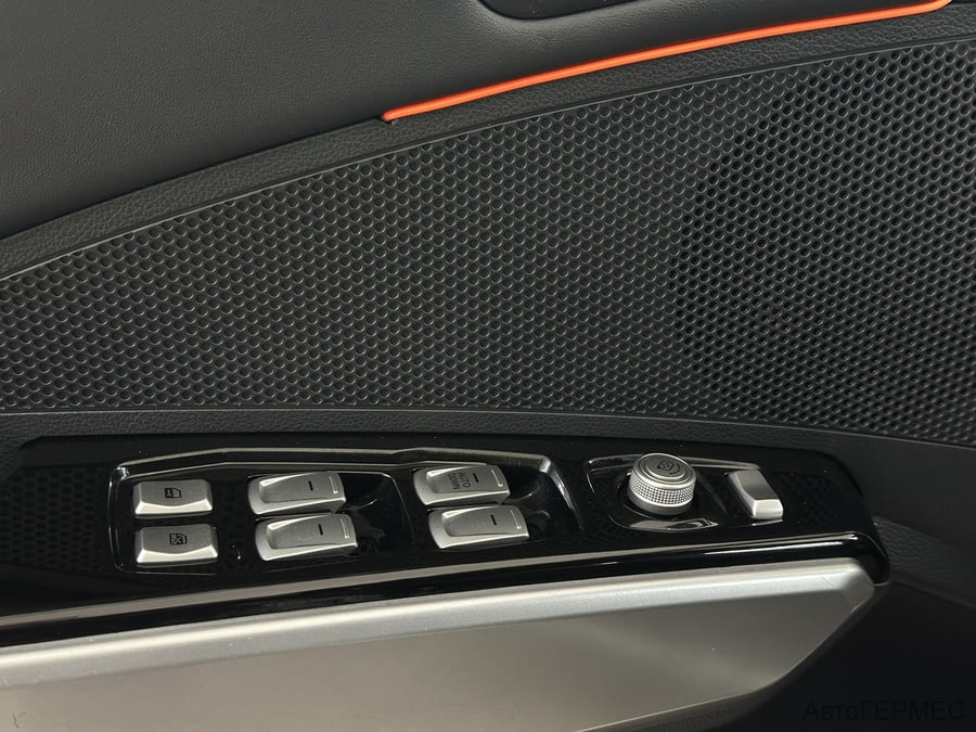 Фото SsangYong Tivoli I с пробегом | №8 Фото SsangYong Tivoli I с пробегом | №8